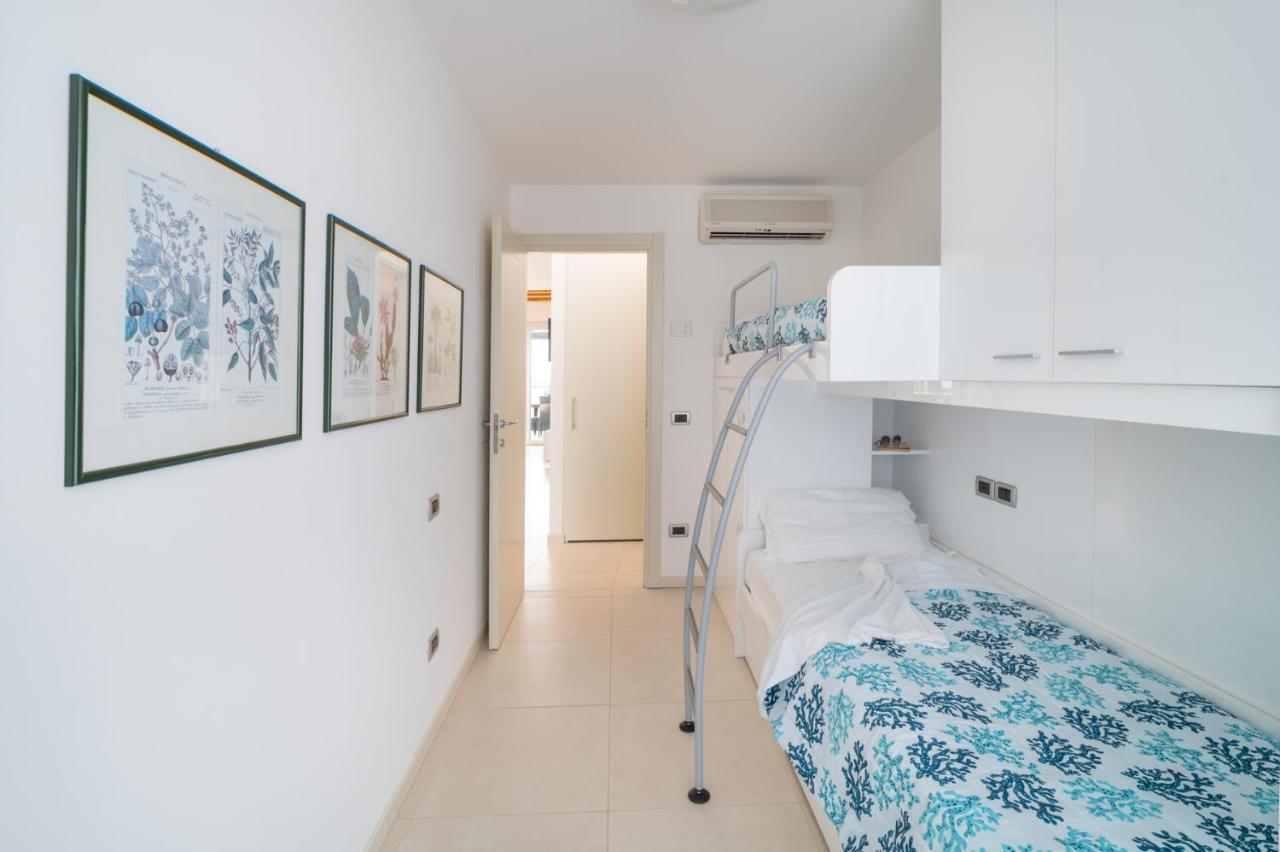 Residenza Ore Felici Lignano Sabbiadoro Exterior foto