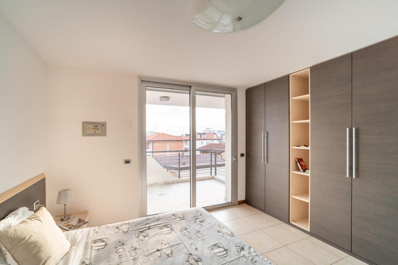 Residenza Ore Felici Lignano Sabbiadoro Exterior foto