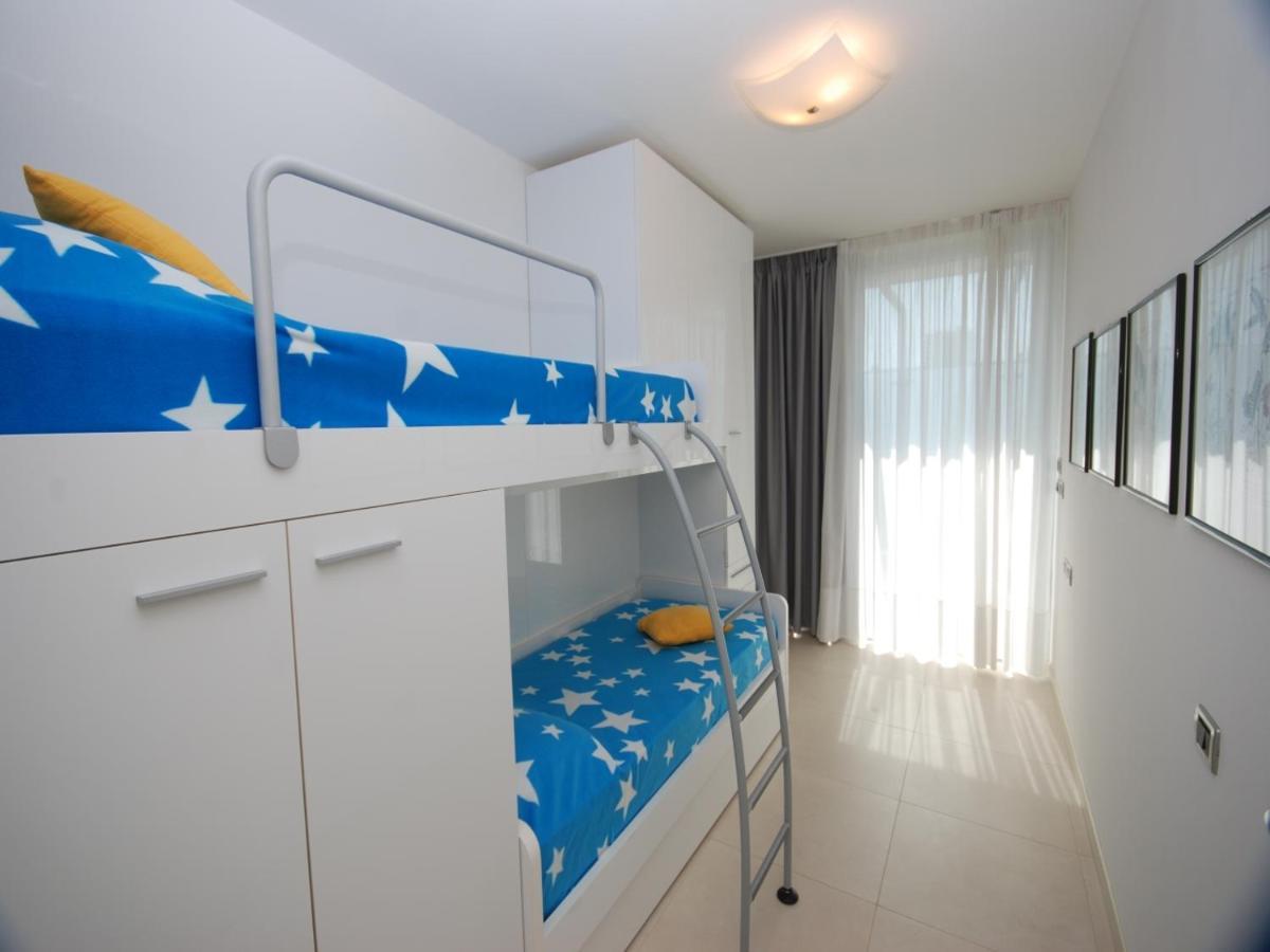 Residenza Ore Felici Lignano Sabbiadoro Exterior foto