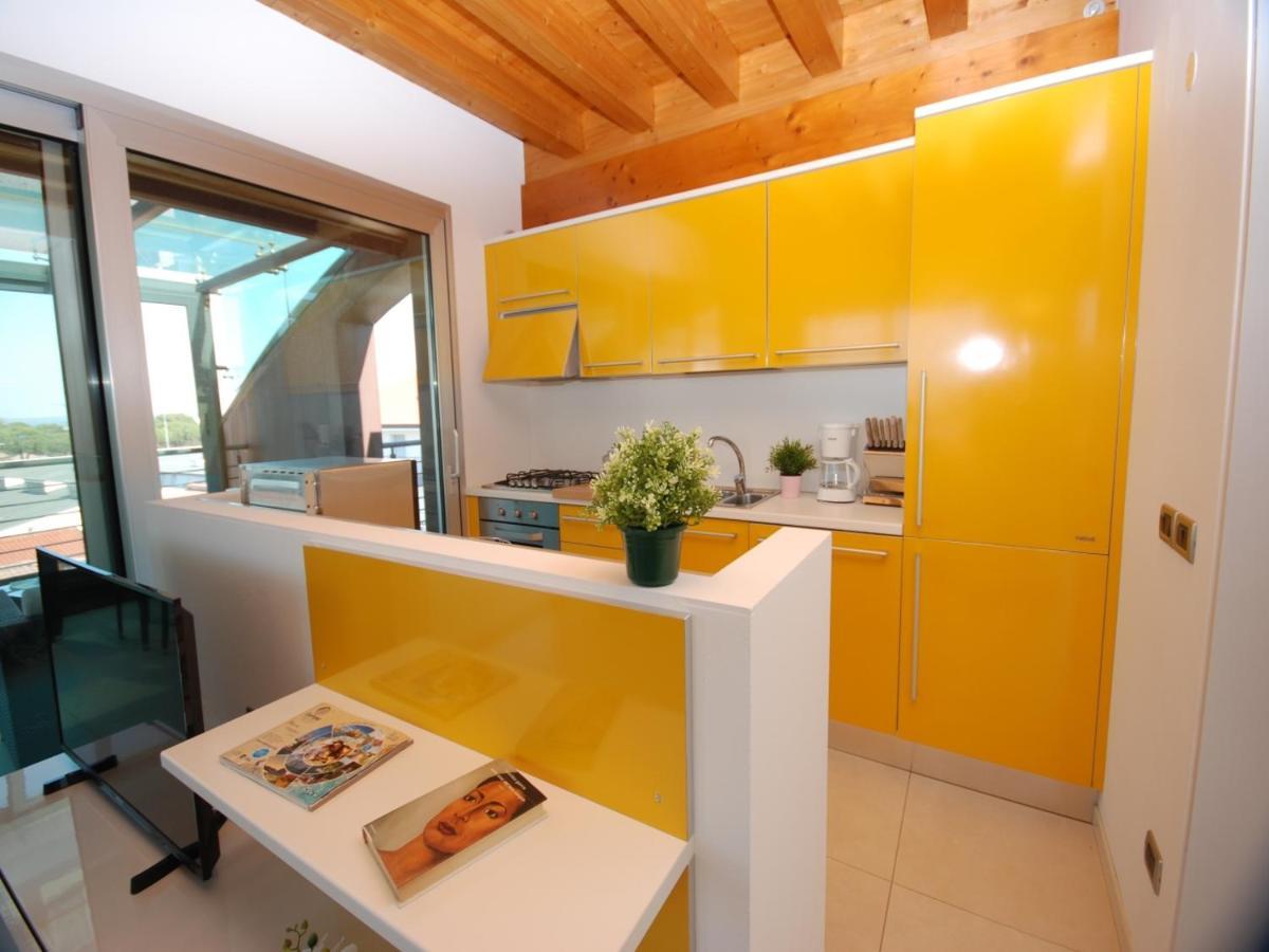 Residenza Ore Felici Lignano Sabbiadoro Exterior foto